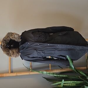 Aritzia Community Hooded Parka